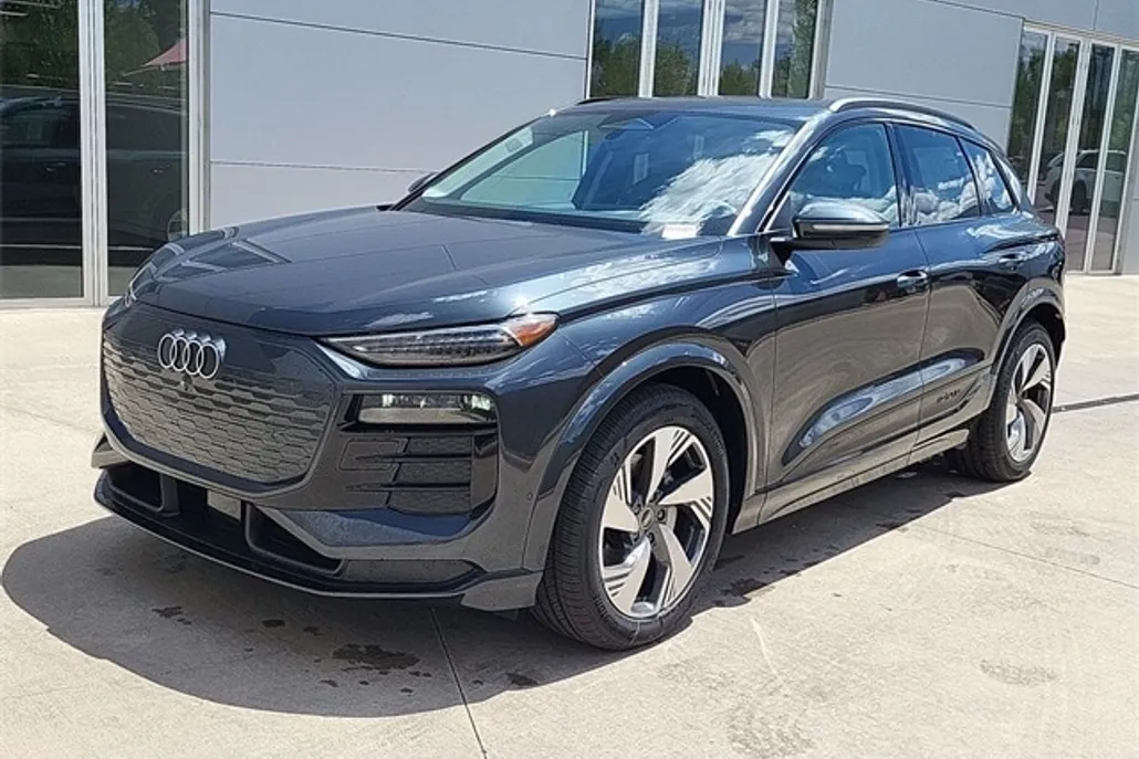 2025 Audi Q6 E-tron Prestige photo 1