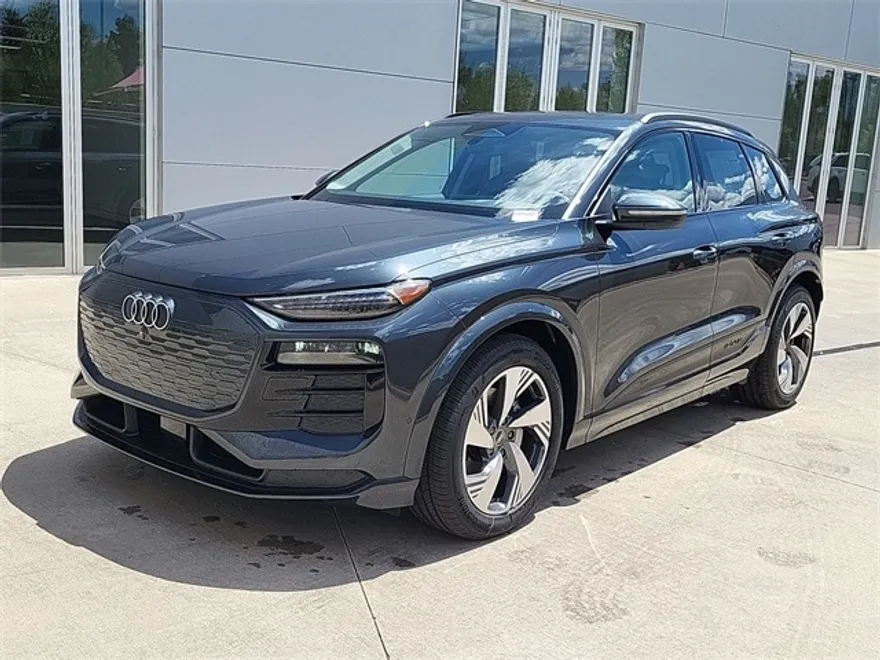 2025 Audi Q6 E-tron Prestige photo 1