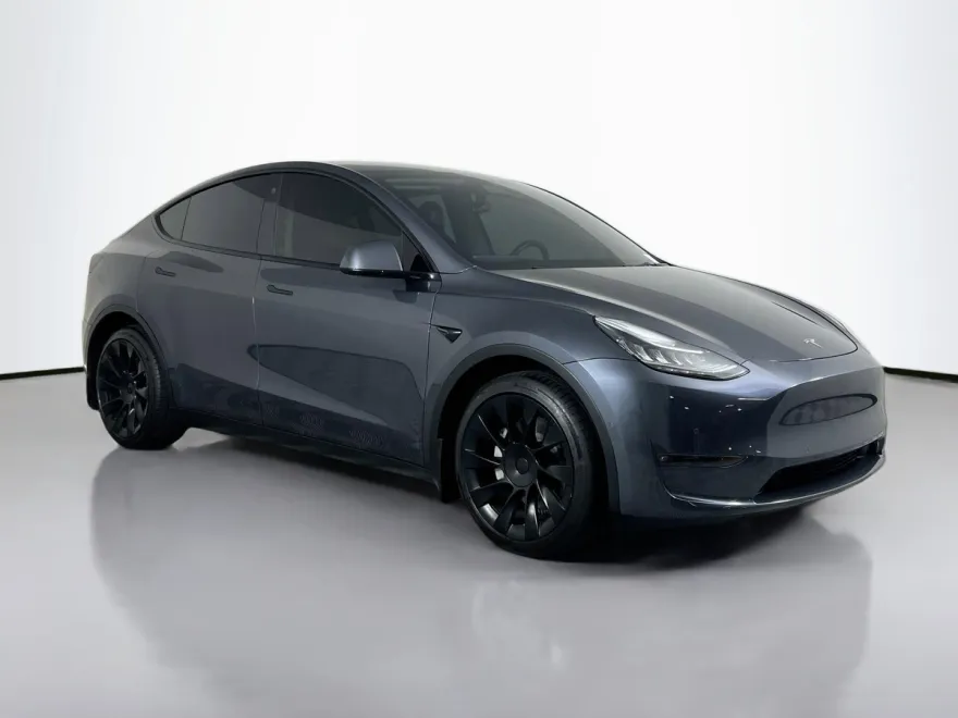 2021 Tesla Model Y Long Range photo 1
