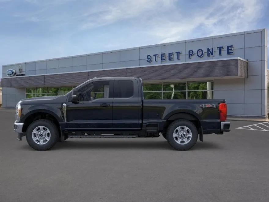 2026 Ford F-350 XLT photo 1