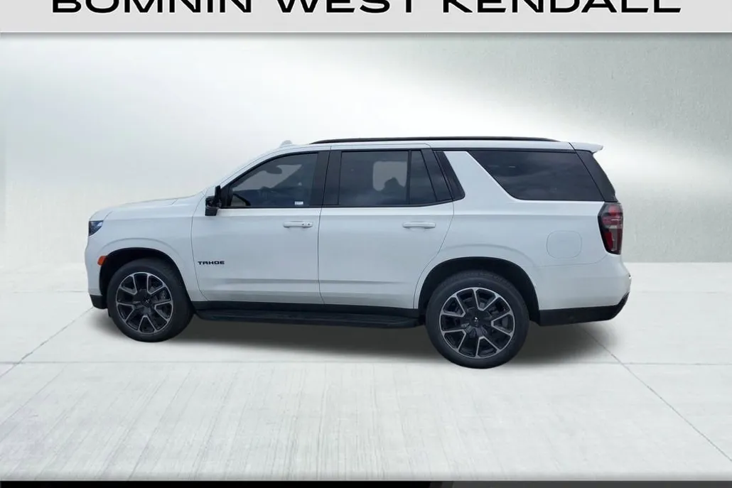 2023 Chevrolet Tahoe RST photo 1