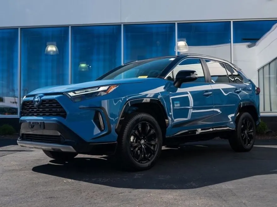 2024 Toyota RAV4 Hybrid XSE photo 1