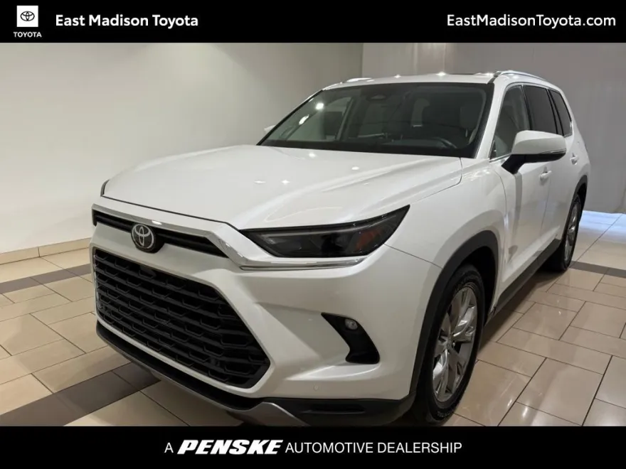 2025 Toyota Grand Highlander Limited photo 1