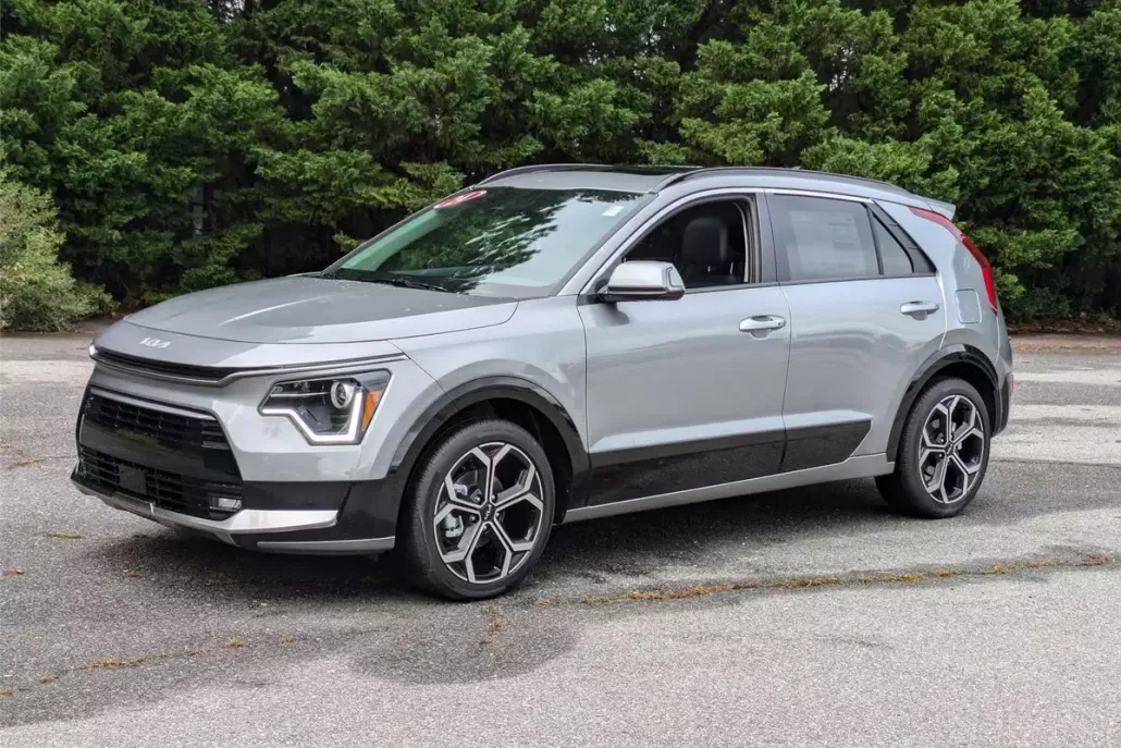 2024 Kia Niro EX Touring photo 1