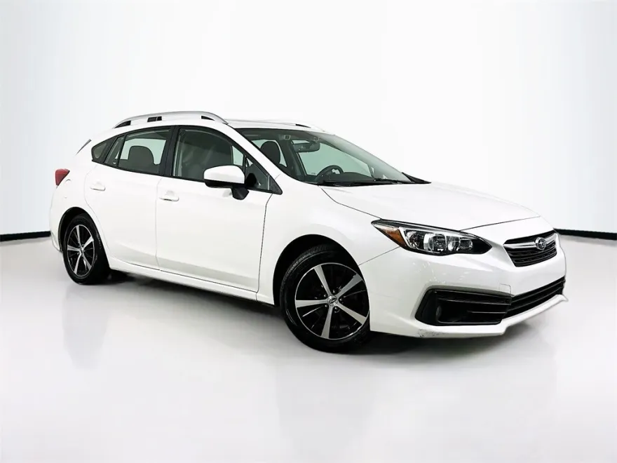 2023 Subaru Impreza Premium photo 1