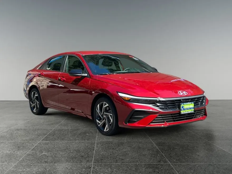 2025 Hyundai Elantra Hybrid SEL Sport photo 1
