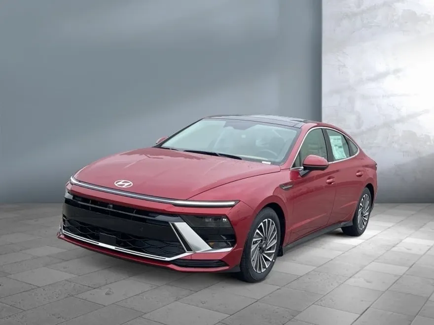 2025 Hyundai Sonata Hybrid Limited photo 1