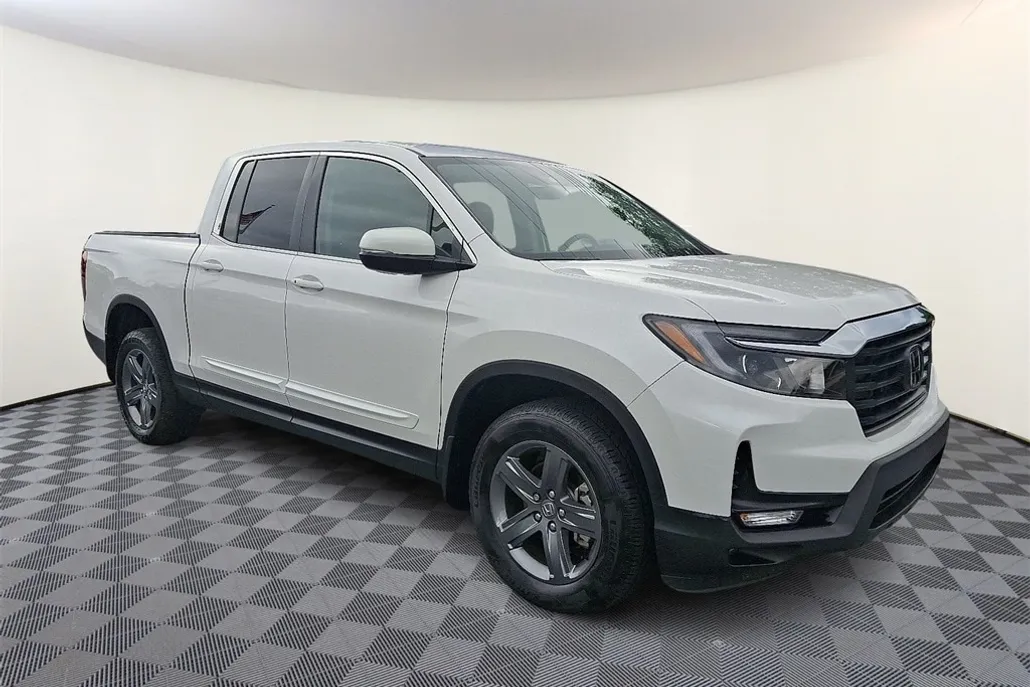 2023 Honda Ridgeline RTL photo 1