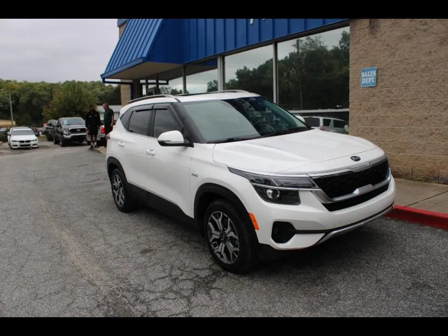 2021 Kia Seltos EX photo 1