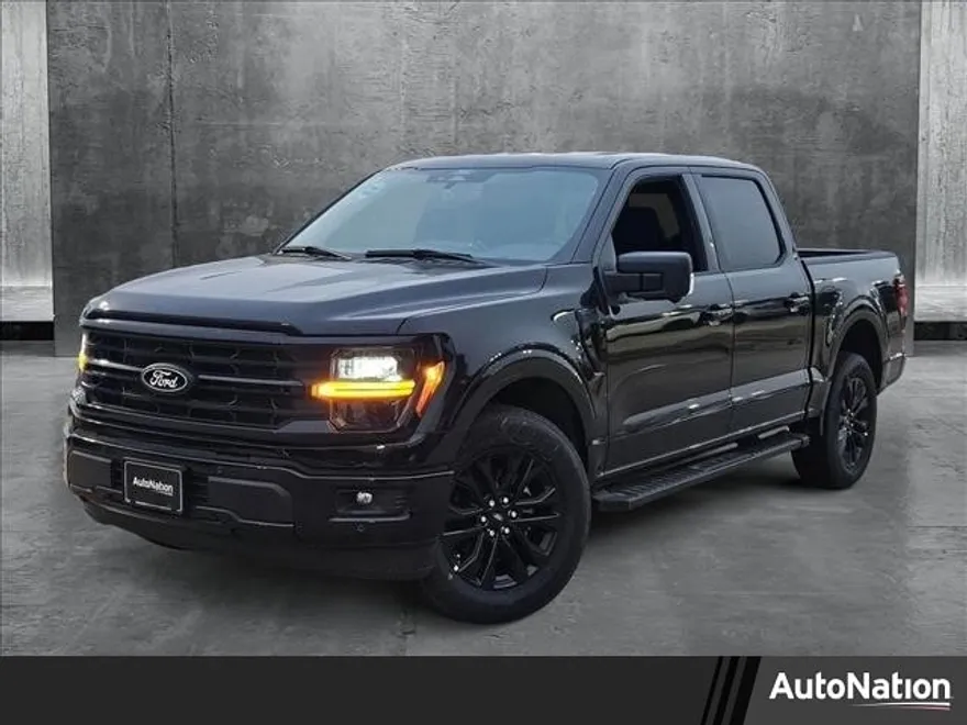 2025 Ford F-150 XLT photo 1