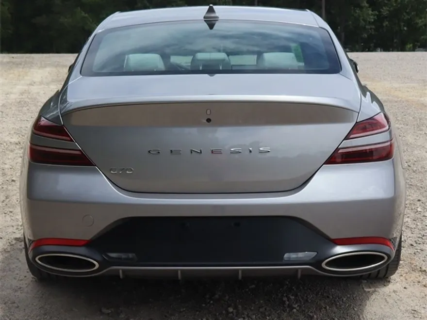 2025 Genesis G70 2.5T photo 1