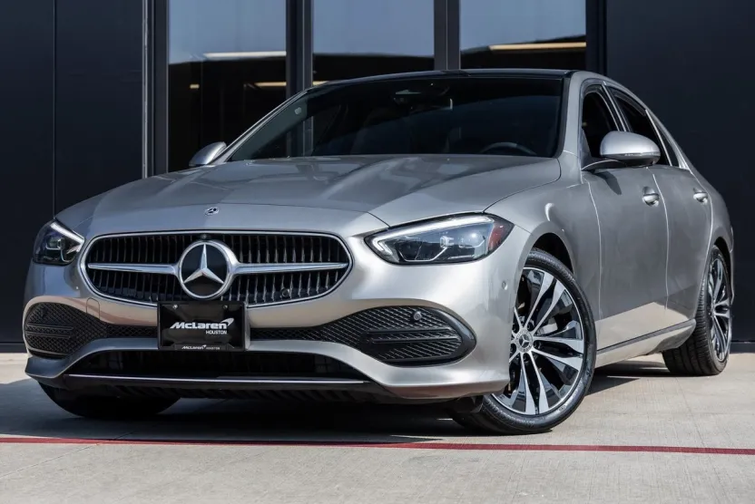 2022 Mercedes Benz C 300 photo 1