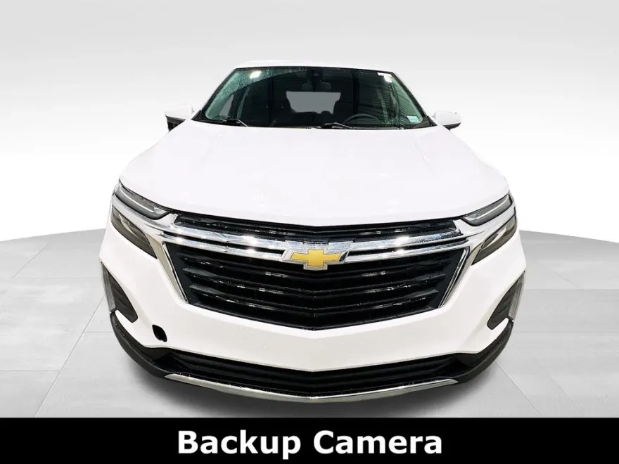 2023 Chevrolet Equinox LT photo 1