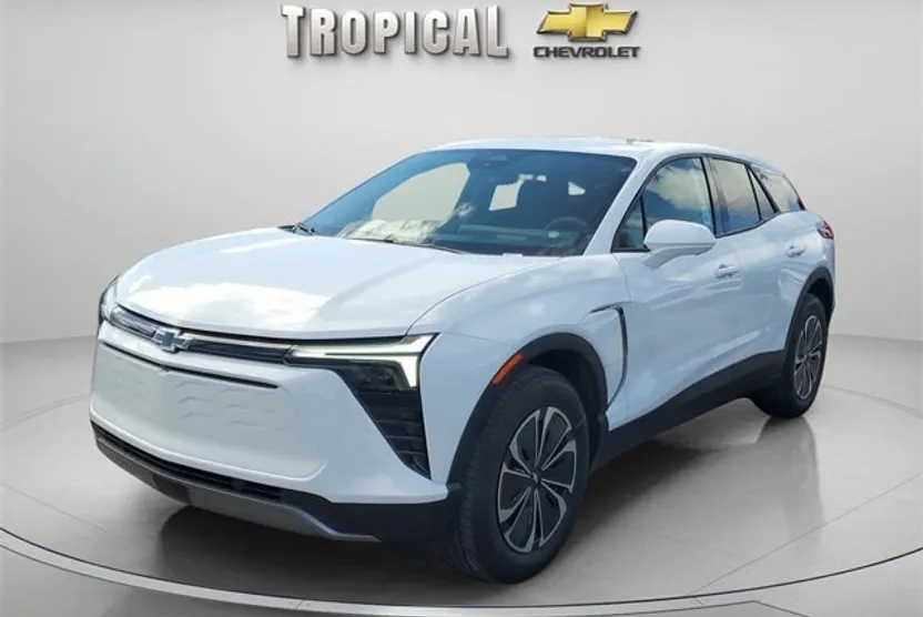 2025 Chevrolet Blazer EV photo 1