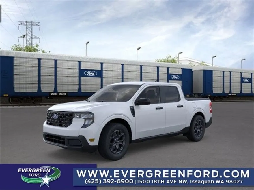 2025 Ford Maverick XLT photo 1
