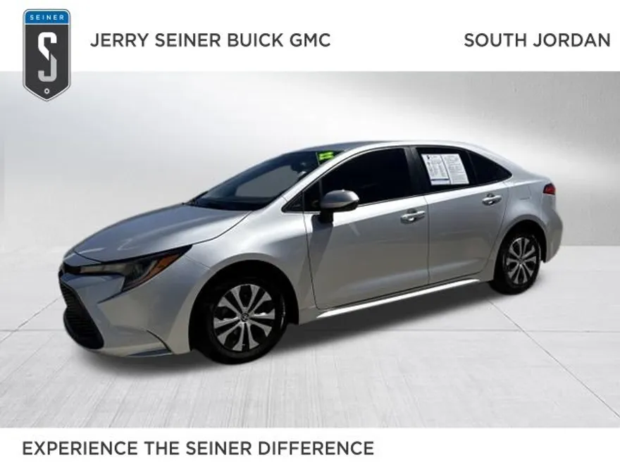 2022 Toyota Corolla Hybrid LE photo 1