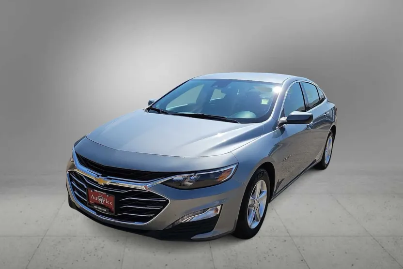 2023 Chevrolet Malibu 1LT photo 1