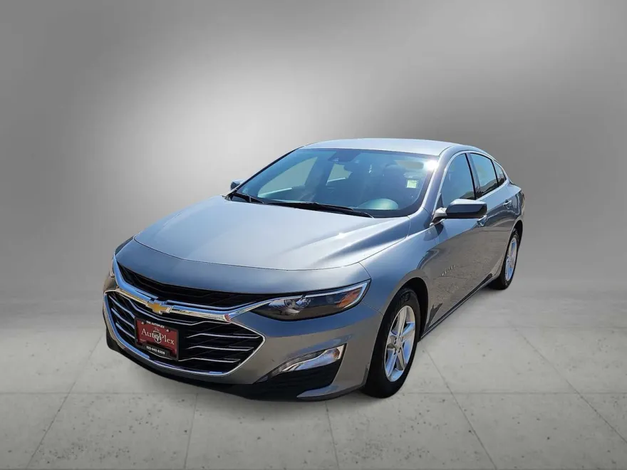 2023 Chevrolet Malibu 1LT photo 1