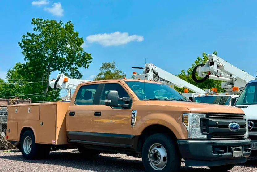 2019 Ford F-350 XL photo 1