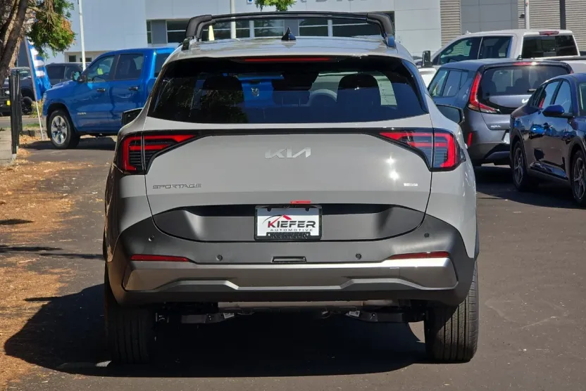 2026 Kia Sportage Hybrid EX photo 1