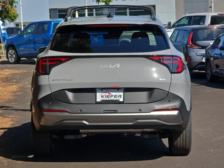 2026 Kia Sportage Hybrid EX photo 1
