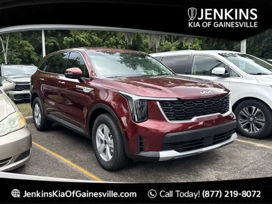 2025 Kia Sorento LX photo 1