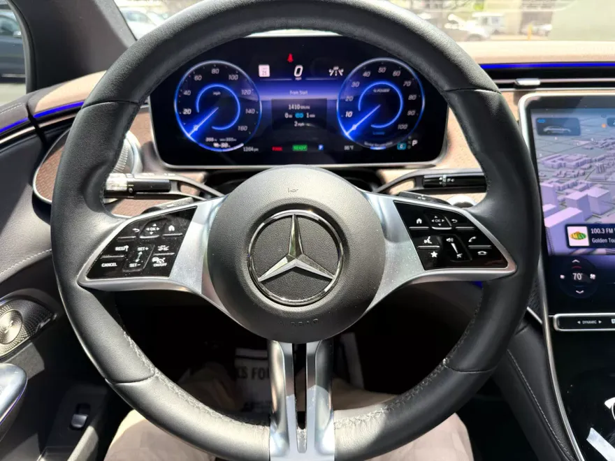 2023 Mercedes Benz EQE-Class Sedan photo 11