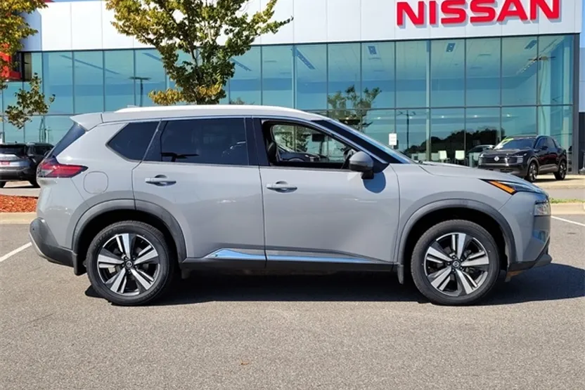 2021 Nissan Rogue SL photo 1