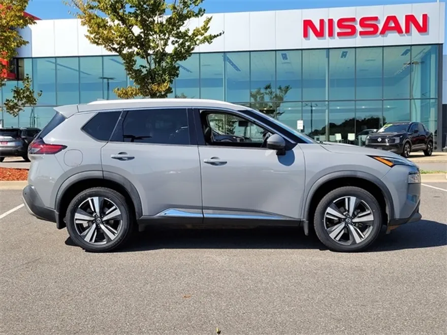2021 Nissan Rogue SL photo 1
