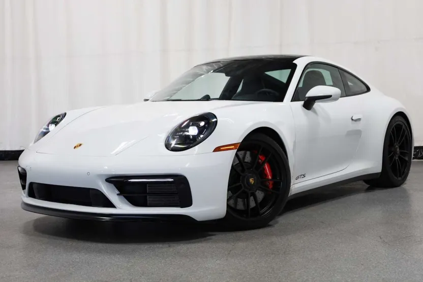2022 Porsche 911 GTS Coupe photo 1
