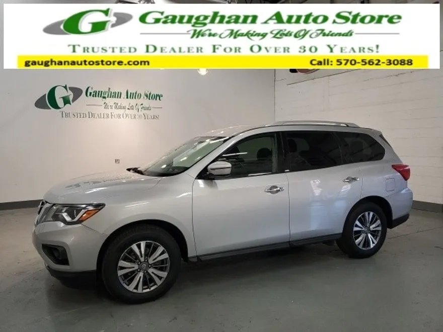 2020 Nissan Pathfinder SV photo 1