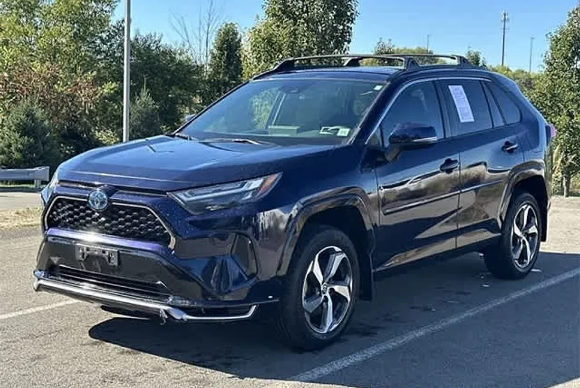 2022 Toyota RAV4 Prime SE photo 1