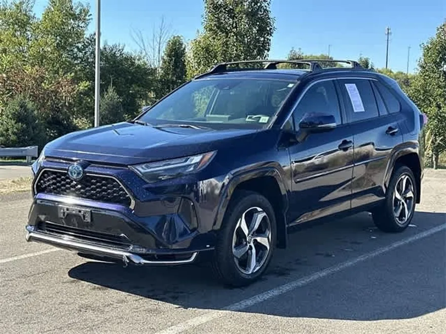 2022 Toyota RAV4 Prime SE photo 1
