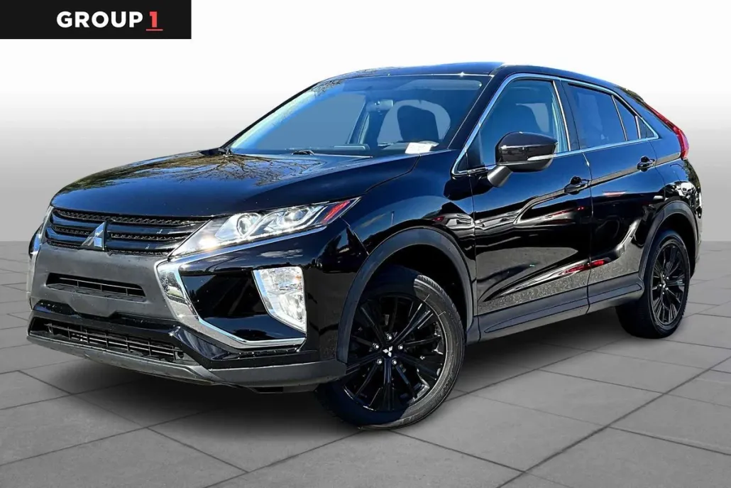 2018 Mitsubishi Eclipse Cross LE photo 1
