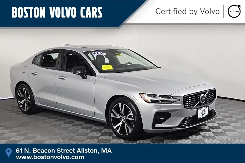 2025 Volvo S60 B5 AWD Core photo 1