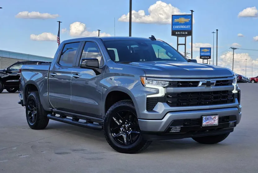 2026 Chevrolet Silverado 1500 RST photo 1