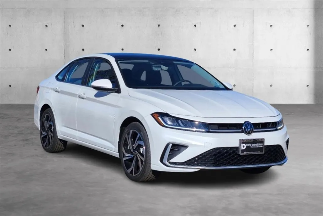 2025 Volkswagen Jetta SEL photo 1