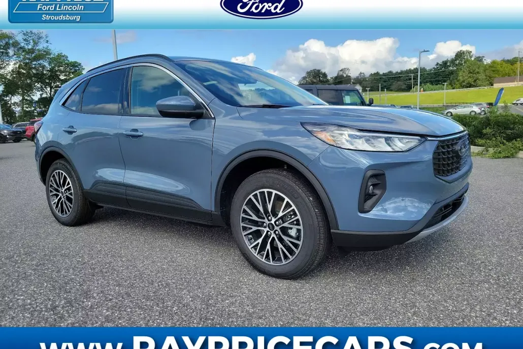 2024 Ford Escape Sport photo 1