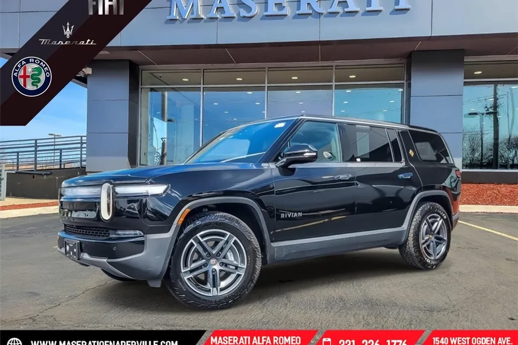2025 Rivian R1S Adventure photo 1