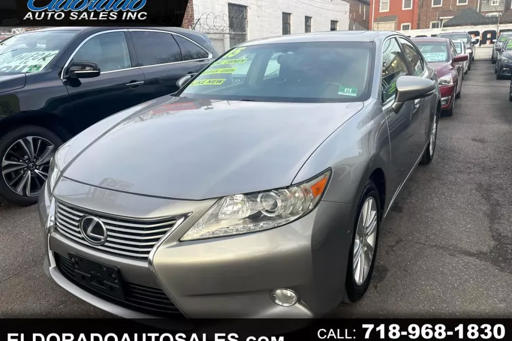 2015 Lexus ES 350 photo 1