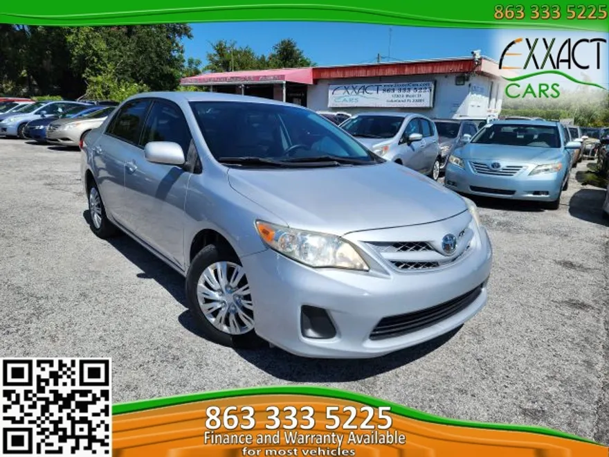2011 Toyota Corolla LE photo 1