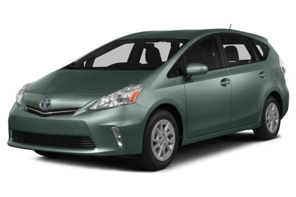 2014 Toyota Prius V Three photo 1