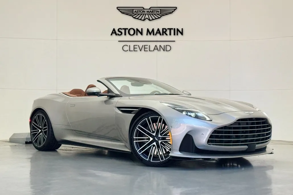 2024 Aston Martin DB12 photo 1