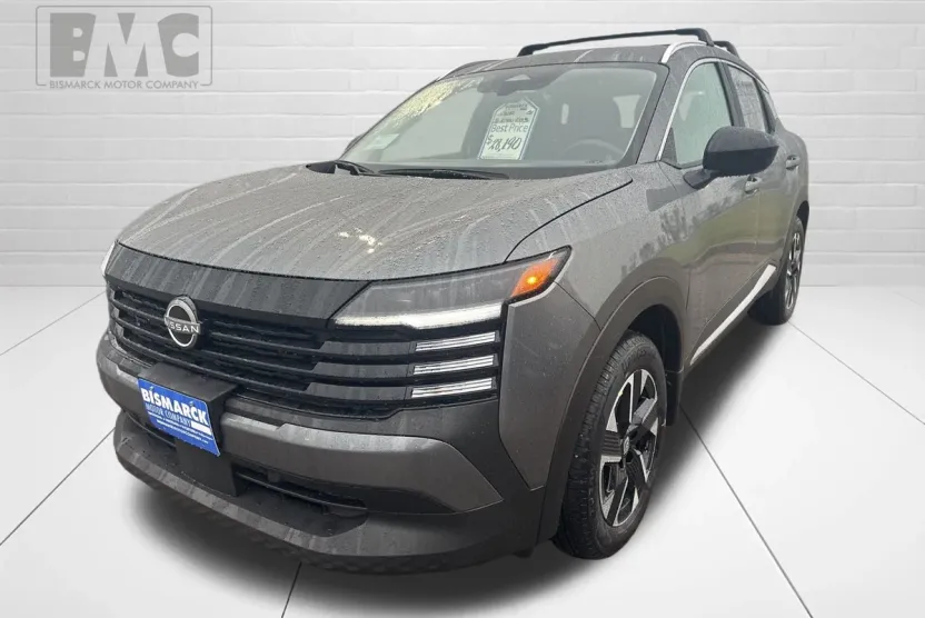 2026 Nissan Kicks SV photo 1