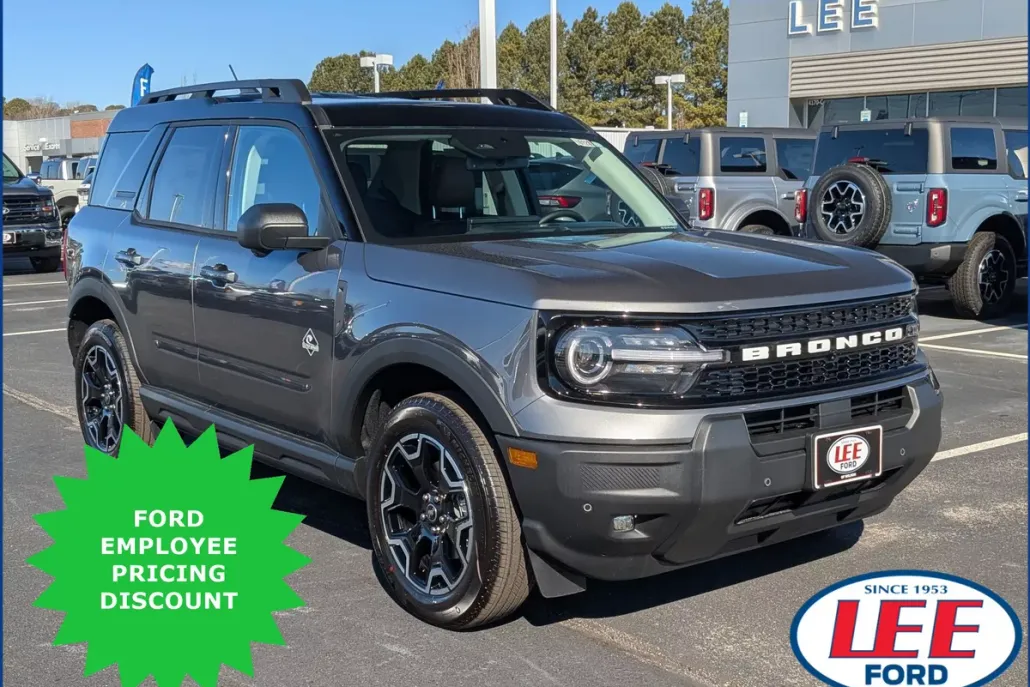 2025 Ford Bronco Sport Outer Banks photo 1
