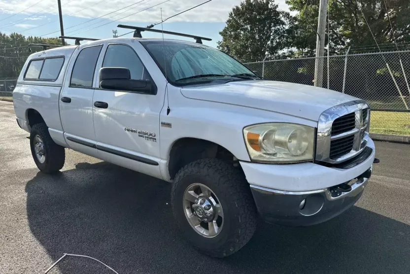 2006 Dodge Ram SLT photo 1