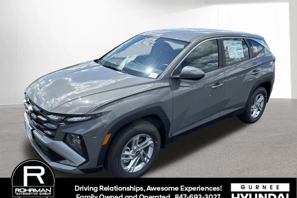 2026 Hyundai Tucson SE photo 1
