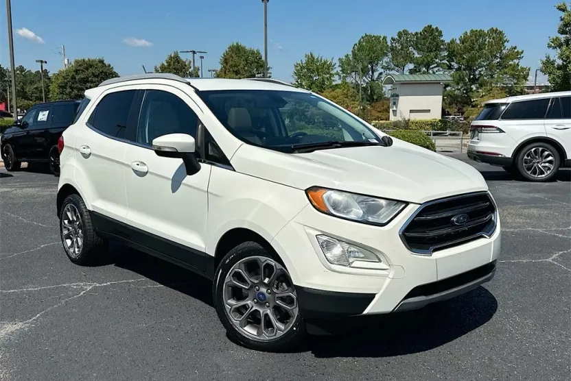 2021 Ford EcoSport Titanium photo 1