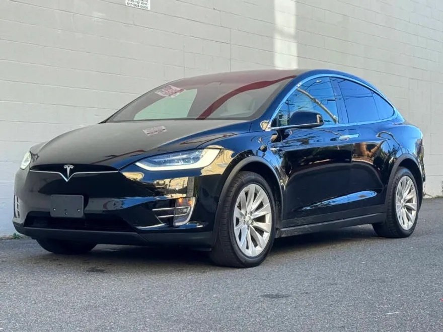 2020 Tesla Model X Long Range photo 1