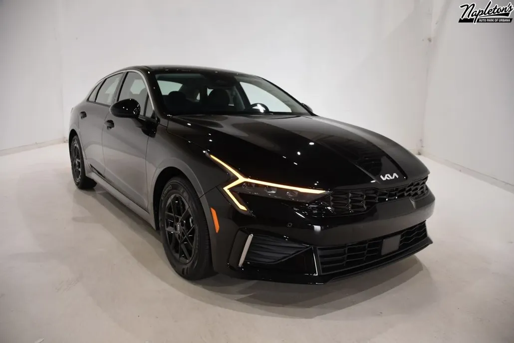 2026 Kia K5 LXS photo 1